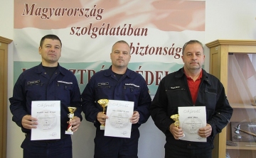 Tűzoltás-vezetők versenyeztek csütörtökön Székesfehérváron