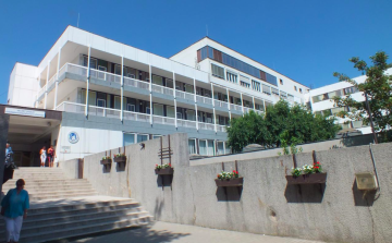 Határidőre készül el a kórház felújítása , bővítése