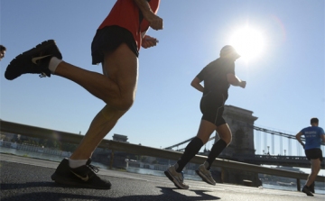 Meghalt egy versenyző a budapesti félmaratoni futóversenyen