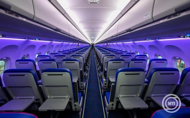 Gyerekcsíny miatt vadászgépeket riasztottak Izraelben a Wizzair londoni járatához