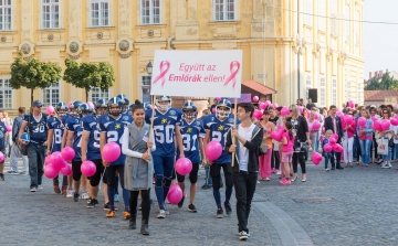 Közös séta a mellrák ellen október 7-én Székesfehérváron