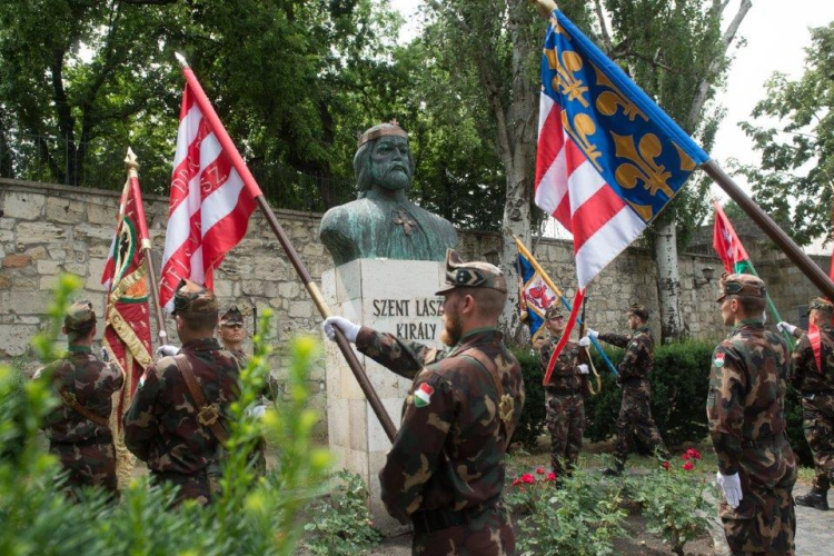 Történelmi séta - Szent László emlékek Fehérváron